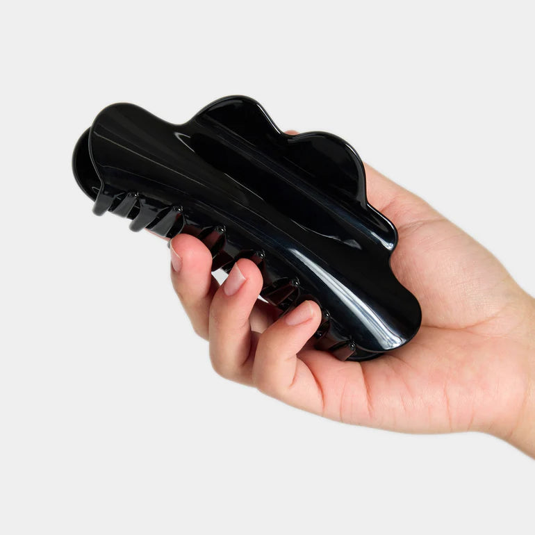 Large Curvy Claw in Black